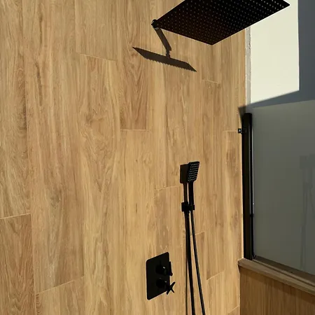 Mlc Ciudad De アパート リナーレス