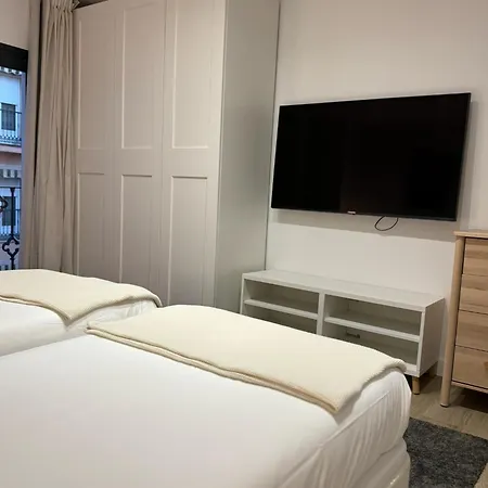 Mlc Ciudad De リナーレス